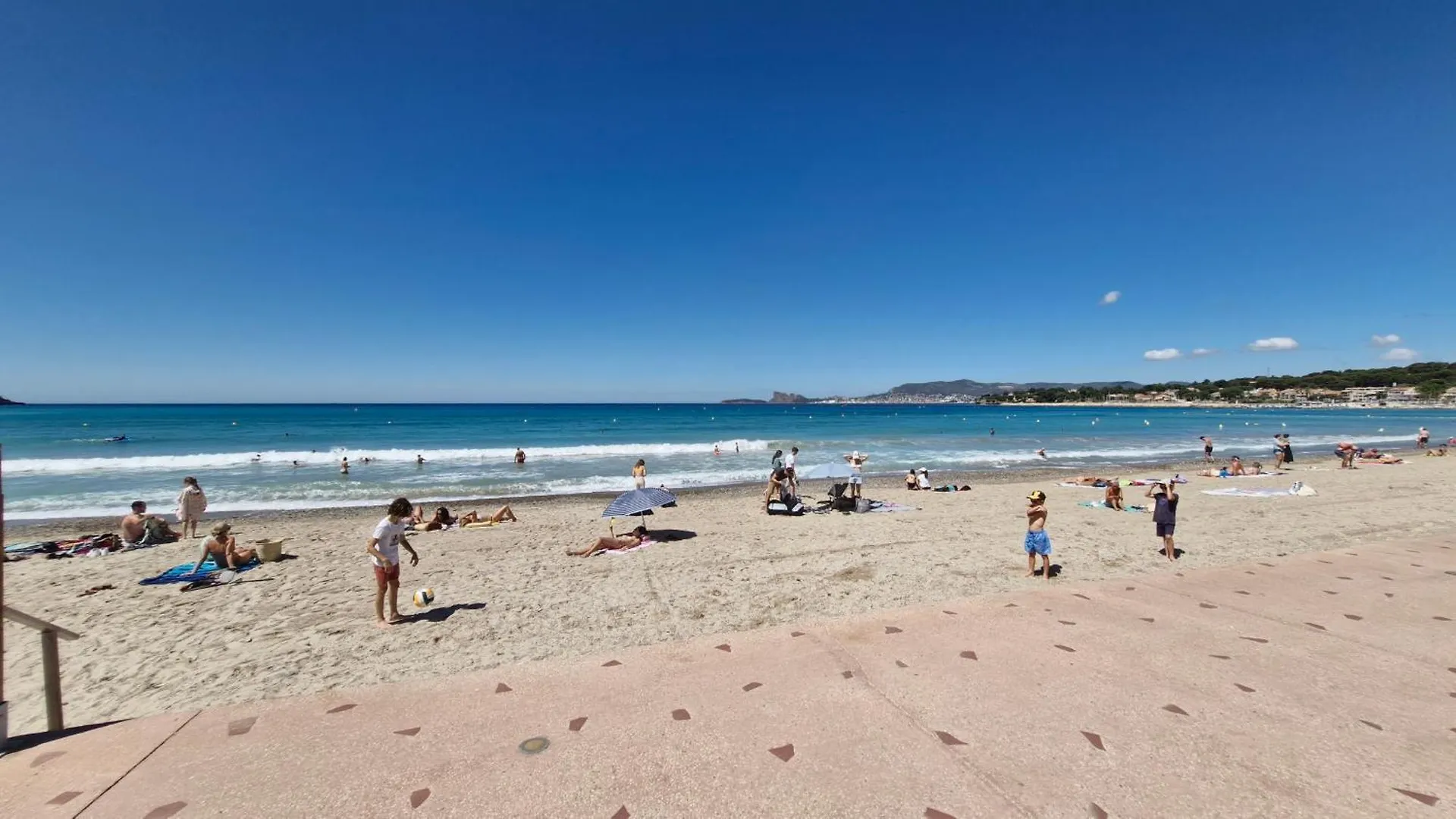 Maison Familiale Jardin Parking, 10 Min Plage, 1* Saint-Cyr-sur-Mer France