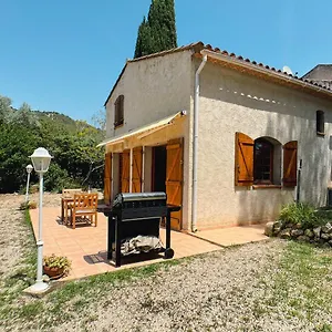  Hébergement de vacances Maisonnette Dans La Colline,port D'alon&calanque