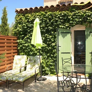  Hébergement de vacances Studio Cosy Avec Grande Terrasse Au Calme